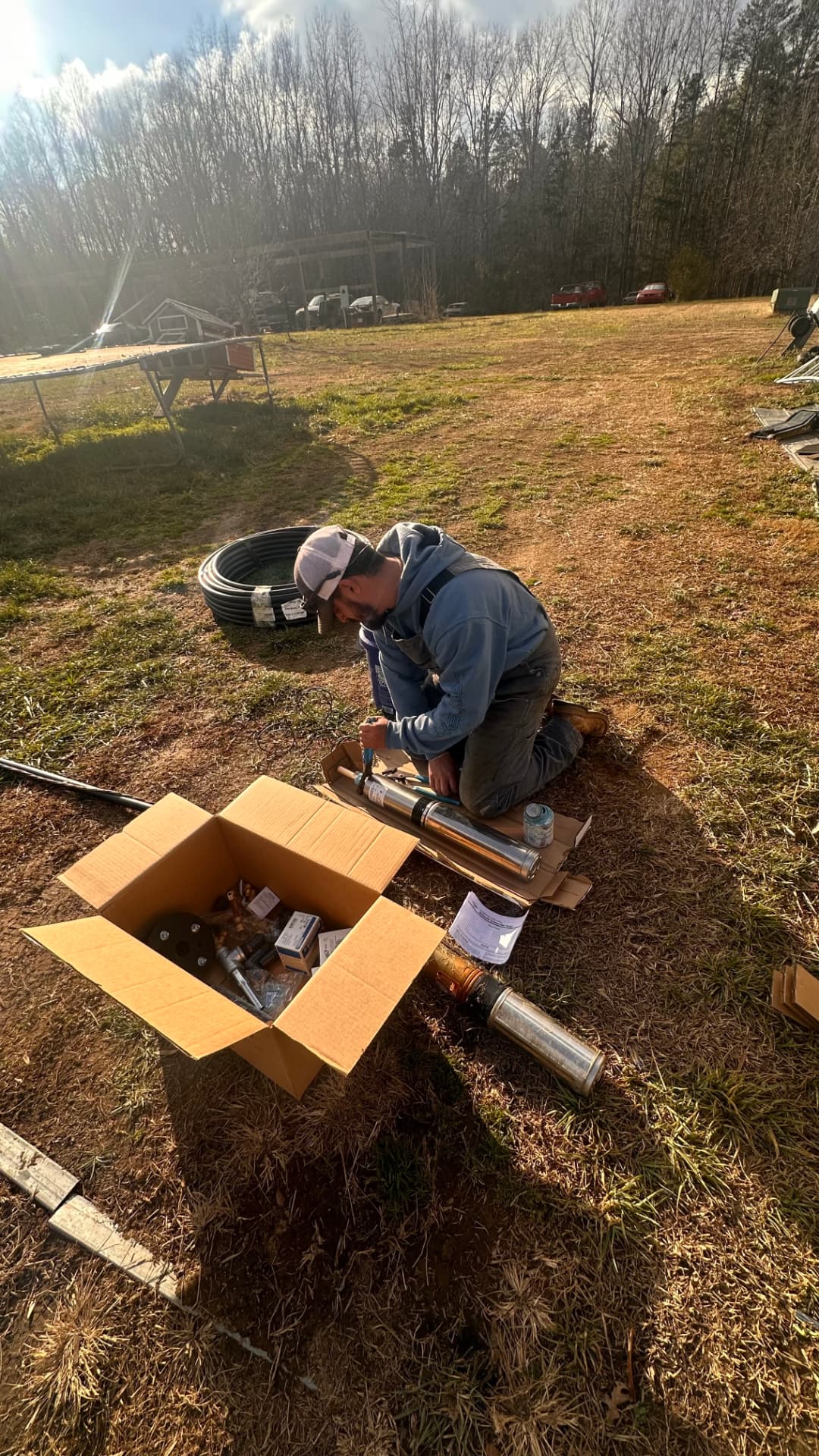 Submersible well pump assembled on site